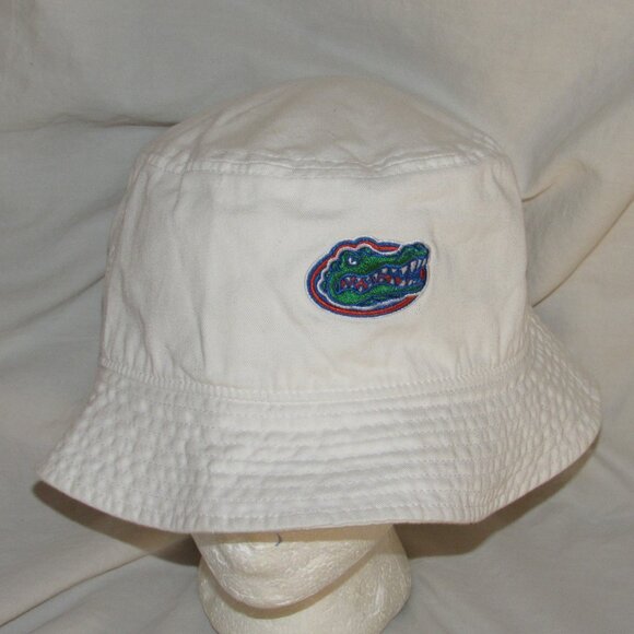 Nike Core Bucket Hat Adult sz M/L FLORIDA GATORS White Embroidered Logo - Picture 1 of 4